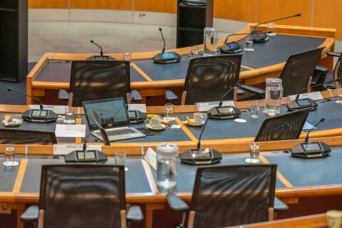foto van de raadszaal amsterdam